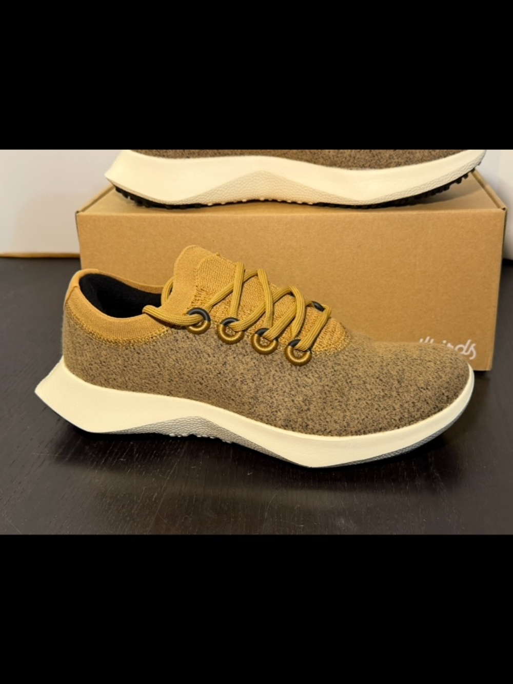 Allbirds Wool Dasher 2 Mizzle Running Shoes Stoney Beige/Cream Womans 10.5M
